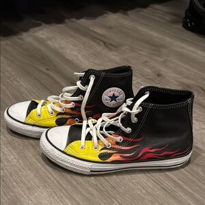 🔥Converse Black High-Top Sneakers with Flame Design🔥